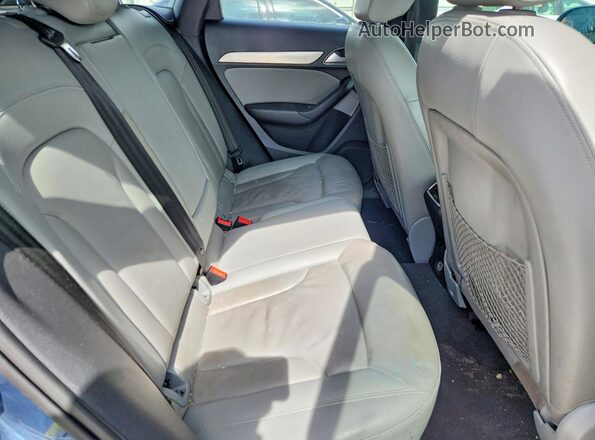 WA1JCCFS5JR005434 2018 AUDI Q3 Синий Вид задних сидений