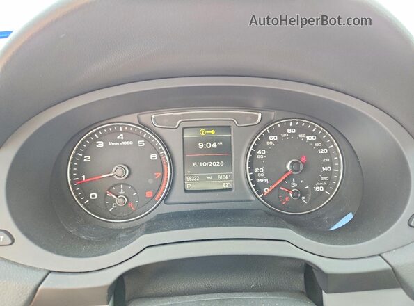WA1JCCFS5JR026039 2018 AUDI Q3 Красный Вид щитка приборов