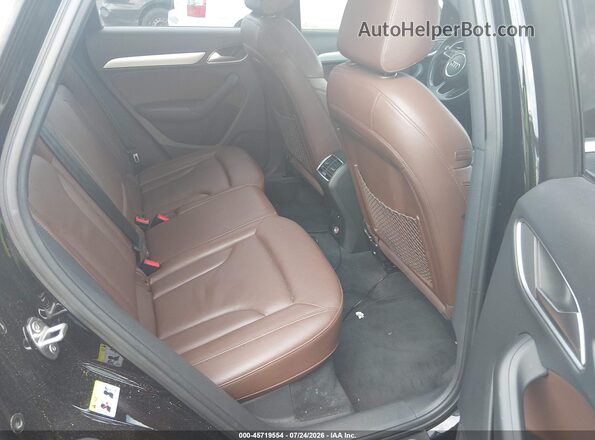 WA1JCCFS6JR009010 2018 AUDI Q3 Black VIN կոդի պիտակի տեսք