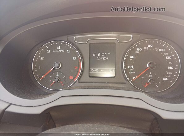 WA1JCCFS6JR009010 2018 AUDI Q3 Black Հետևի նստատեղերի տեսք
