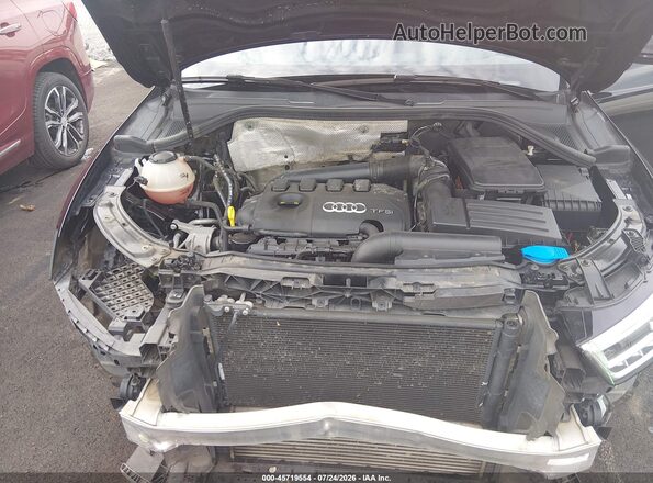 WA1JCCFS6JR009010 2018 AUDI Q3 Black Հետևի տեսք