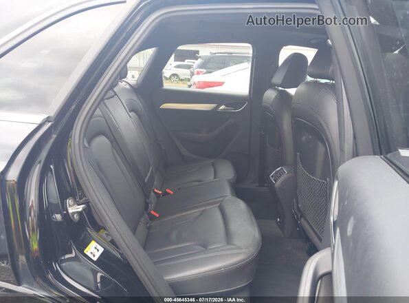 WA1JCCFS6JR015079 2018 AUDI Q3 Black 