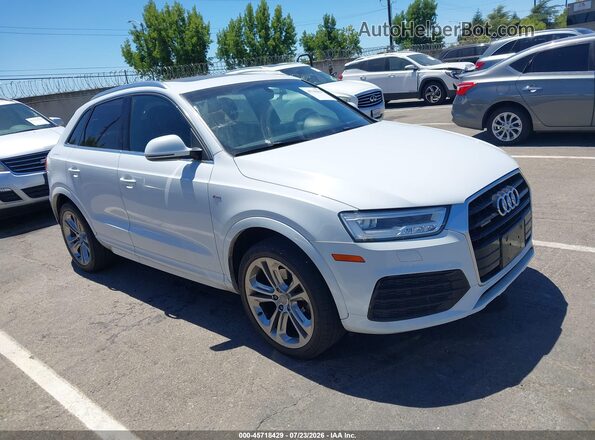 WA1JCCFS7JR016810 2018 AUDI Q3 White Rear interior view