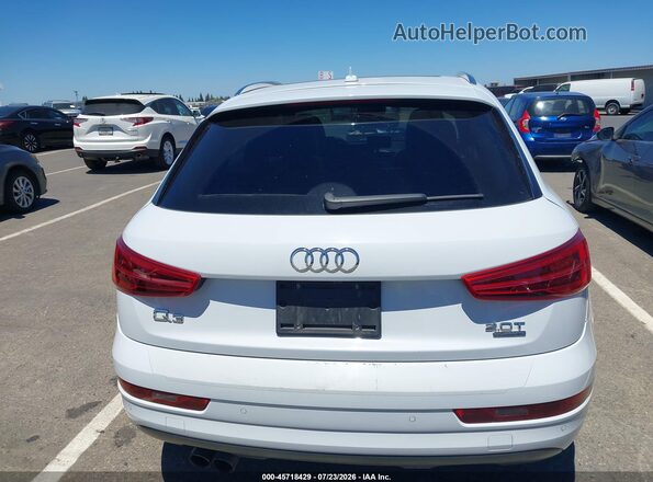 WA1JCCFS7JR016810 2018 AUDI Q3 White 