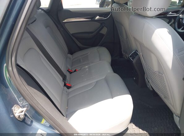 WA1JCCFS8HR009343 2017 AUDI Q3 Blue VIN կոդի պիտակի տեսք
