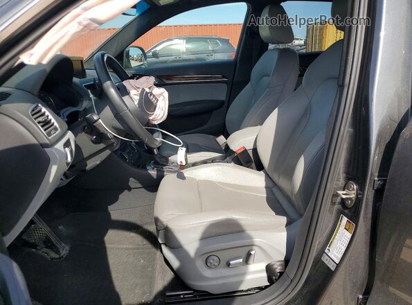 WA1JCCFS8JR010630 2018 AUDI Q3 Gray Սալոնի դիմացի տեսք