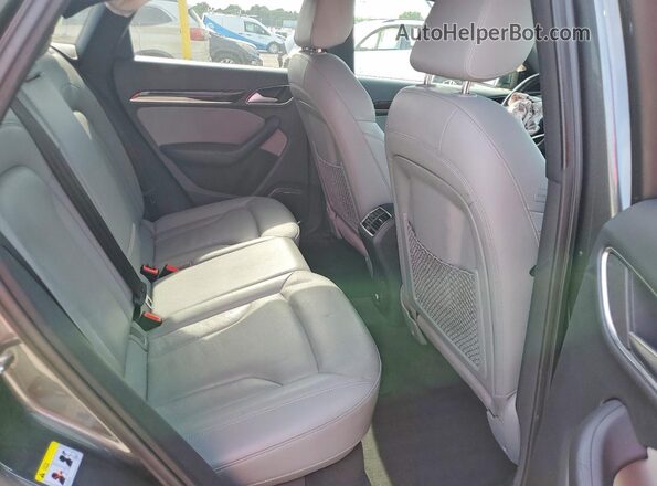 WA1JCCFS8JR010630 2018 AUDI Q3 Gray Սալոնի հետևի տեսք