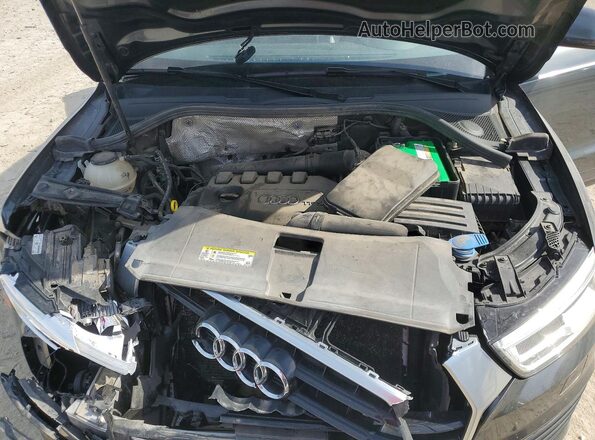 WA1JCCFS8JR010630 2018 AUDI Q3 Gray Շարժիչի բաժամունքի տեսք