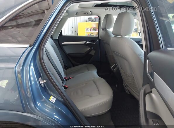 WA1JCCFS9HR002708 2017 AUDI Q3 Синий Вид наклейки с VIN-кодом
