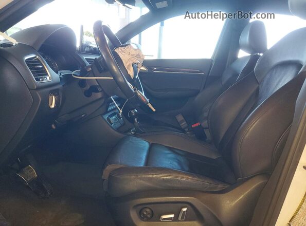 WA1JCCFSXJR015232 2018 AUDI Q3 White Սալոնի դիմացի տեսք