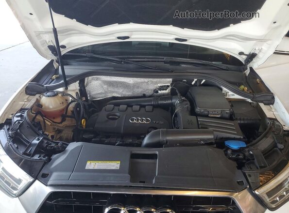 WA1JCCFSXJR015232 2018 AUDI Q3 White Շարժիչի բաժամունքի տեսք