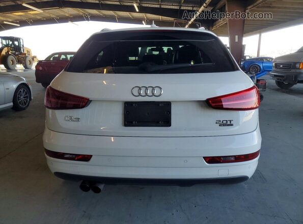 WA1JCCFSXJR015232 2018 AUDI Q3 White Հետևի տեսք