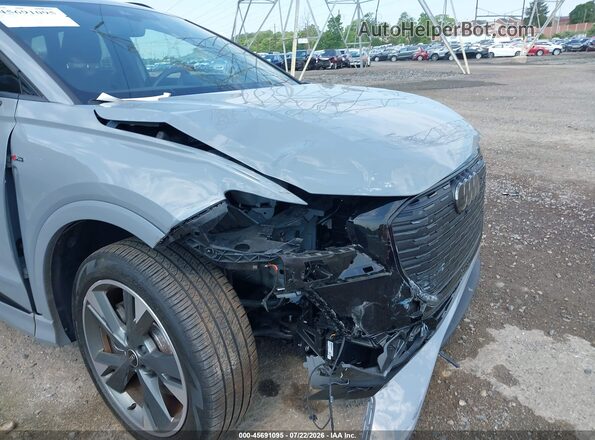 WA1K2BFZ4RP014194 2024 AUDI Q4 Серый Вид спереди