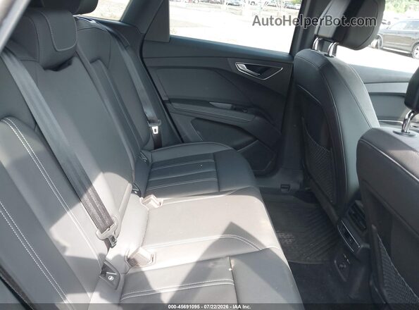 WA1K2BFZ4RP014194 2024 AUDI Q4 Серый Вид наклейки с VIN-кодом