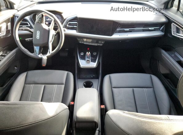 WA1K2BFZ9RP026891 2024 AUDI Q4 White წინა პანელის ხედი
