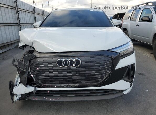 WA1K2BFZ9RP026891 2024 AUDI Q4 White წინა ხედი