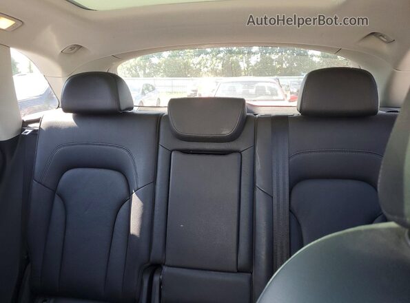 WA1L2AFP3HA094389 2017 AUDI Q5 Silver Widok tylnych siedzeń