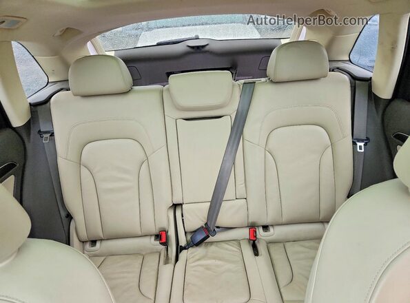 WA1L2AFP4HA043516 2017 AUDI Q5 White Հետևի նստատեղերի տեսք