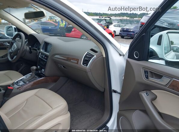 WA1L2AFP5GA093100 2016 AUDI Q5 Белый Вид салона спереди