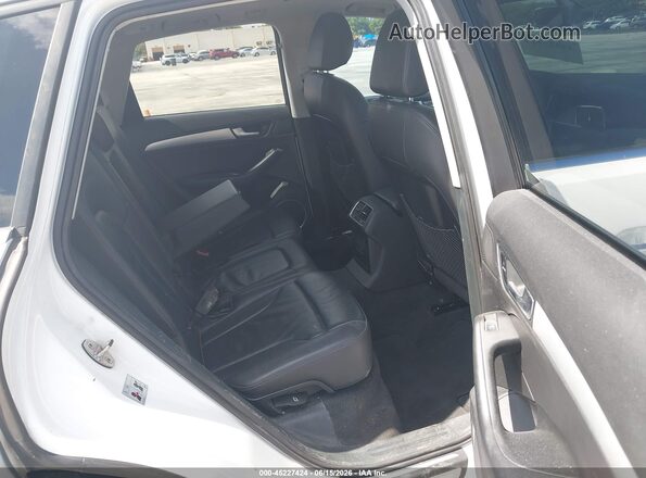 WA1L2AFP5HA029334 2017 AUDI Q5 White VIN կոդի պիտակի տեսք