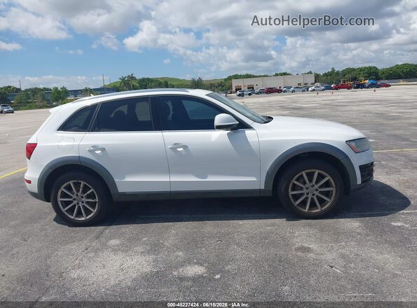 WA1L2AFP5HA029334 2017 AUDI Q5 White Սալոնի հետևի տեսք
