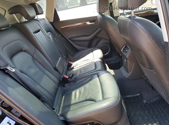 WA1L2AFP6HA084195 2017 AUDI Q5 Black Widok wnętrza z tyłu