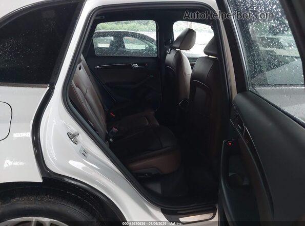 WA1L2AFP8HA045995 2017 AUDI Q5 White Вид наклейки з VIN-кодом