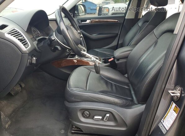 WA1L2AFP9GA024748 2016 AUDI Q5 Silver Вид салону спереду