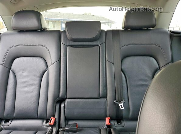 WA1L2AFP9GA024748 2016 AUDI Q5 Silver Вид задніх сидінь