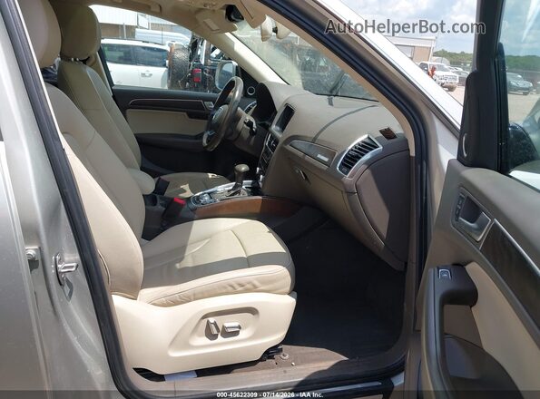 WA1L2AFPXHA051944 2017 AUDI Q5 Silver Widok wnętrza z przodu