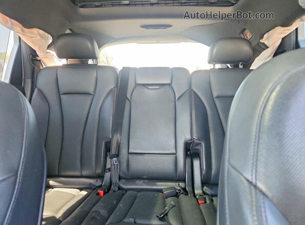 WA1LAAF70HD013947 2017 AUDI Q7 Серый Вид задних сидений