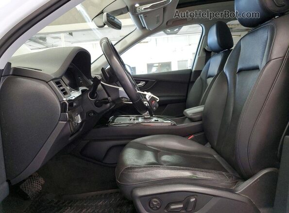 WA1LAAF70HD016217 2017 AUDI Q7 Белый Вид салона спереди