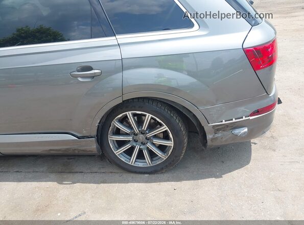 WA1LAAF70HD027055 2017 AUDI Q7 Gray Դիմացի տեսք