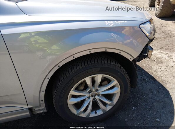 WA1LAAF70HD047239 2017 AUDI Q7 Серебряный Вид спереди