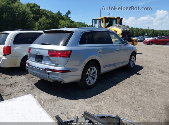 WA1LAAF70HD047239 2017 AUDI Q7 Серебряный Задняя правая четверть