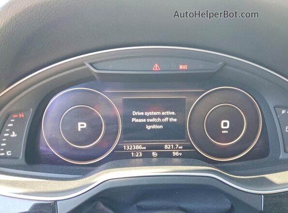 WA1LAAF70JD016384 2018 AUDI Q7 White ხელსაწყოთა პანელის ხედი