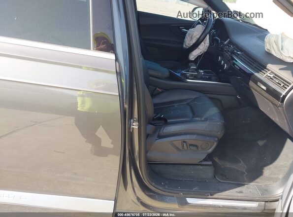 WA1LAAF70KD022509 2019 AUDI Q7 Gray Вид салону спереду