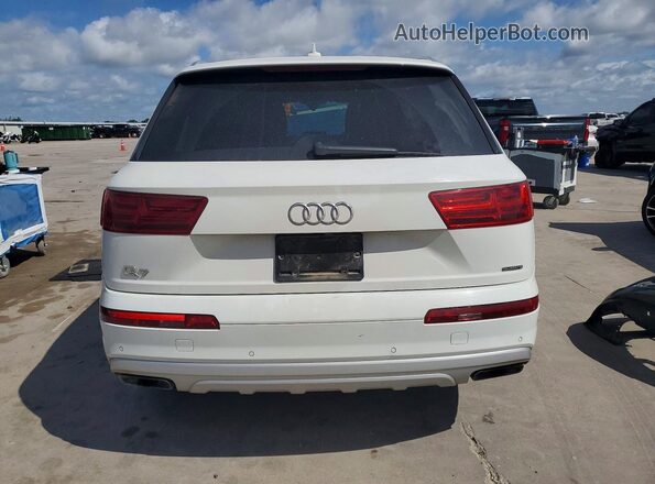 WA1LAAF70KD042968 2019 AUDI Q7 White უკანა ხედი