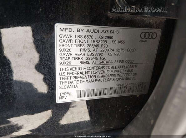 WA1LAAF71HD013357 2017 AUDI Q7 Black Engine compartment view