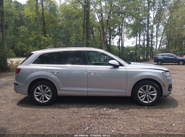 WA1LAAF71KD034622 2019 AUDI Q7 Silver უკანა სალონის ხედი