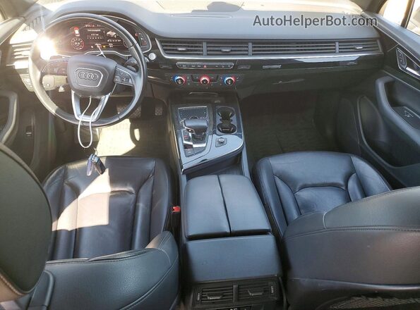 WA1LAAF72HD026103 2017 AUDI Q7 Blue Առջևի վահանակի տեսք