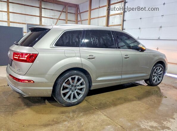 WA1LAAF72HD036033 2017 AUDI Q7 Золотой Задняя правая четверть