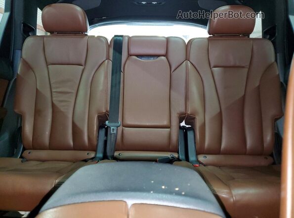 WA1LAAF72HD036033 2017 AUDI Q7 Золотой Вид задних сидений