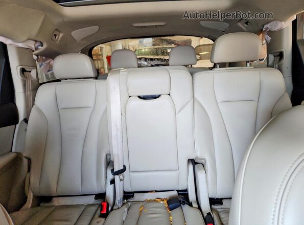 WA1LAAF72KD025184 2019 AUDI Q7 White უკანა სავარძლების ხედი