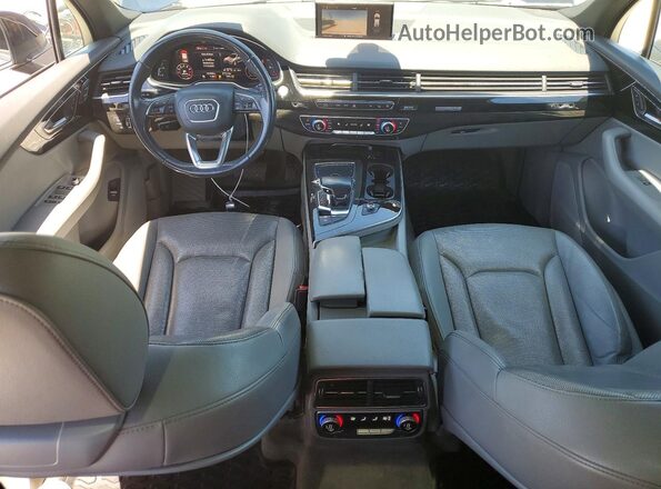 WA1LAAF73HD018320 2017 AUDI Q7 Blue Widok deski rozdzielczej