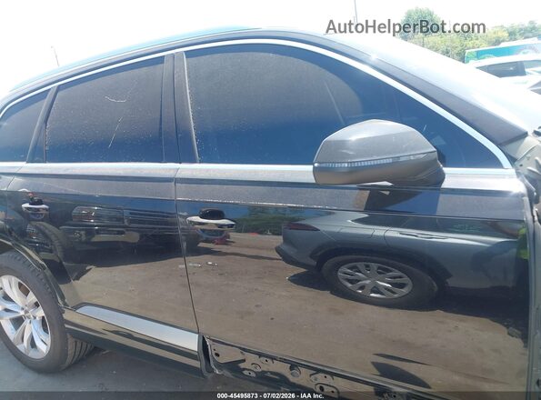 WA1LAAF73HD048126 2017 AUDI Q7 Black 360 interior view