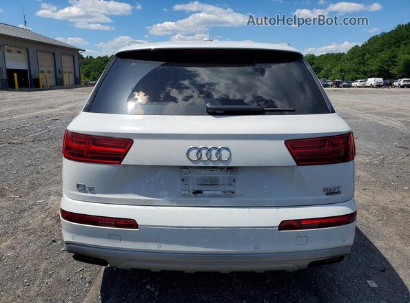 WA1LAAF74JD030238 2018 AUDI Q7 White Вид ззаду