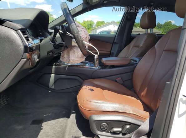 WA1LAAF74JD030238 2018 AUDI Q7 White Вид салону спереду