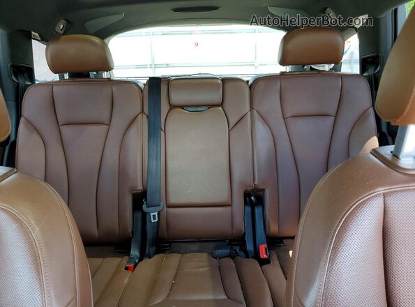 WA1LAAF74JD030238 2018 AUDI Q7 White Вид задніх сидінь