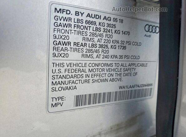 WA1LAAF74JD044995 2018 AUDI Q7 Silver Widok naklejki z numerem VIN